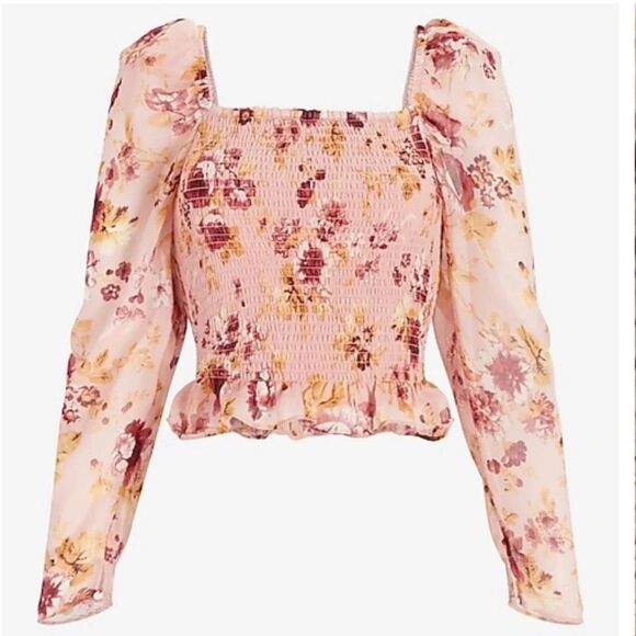 Women’s Express Smocked Floral Top - Picture 4 of 8